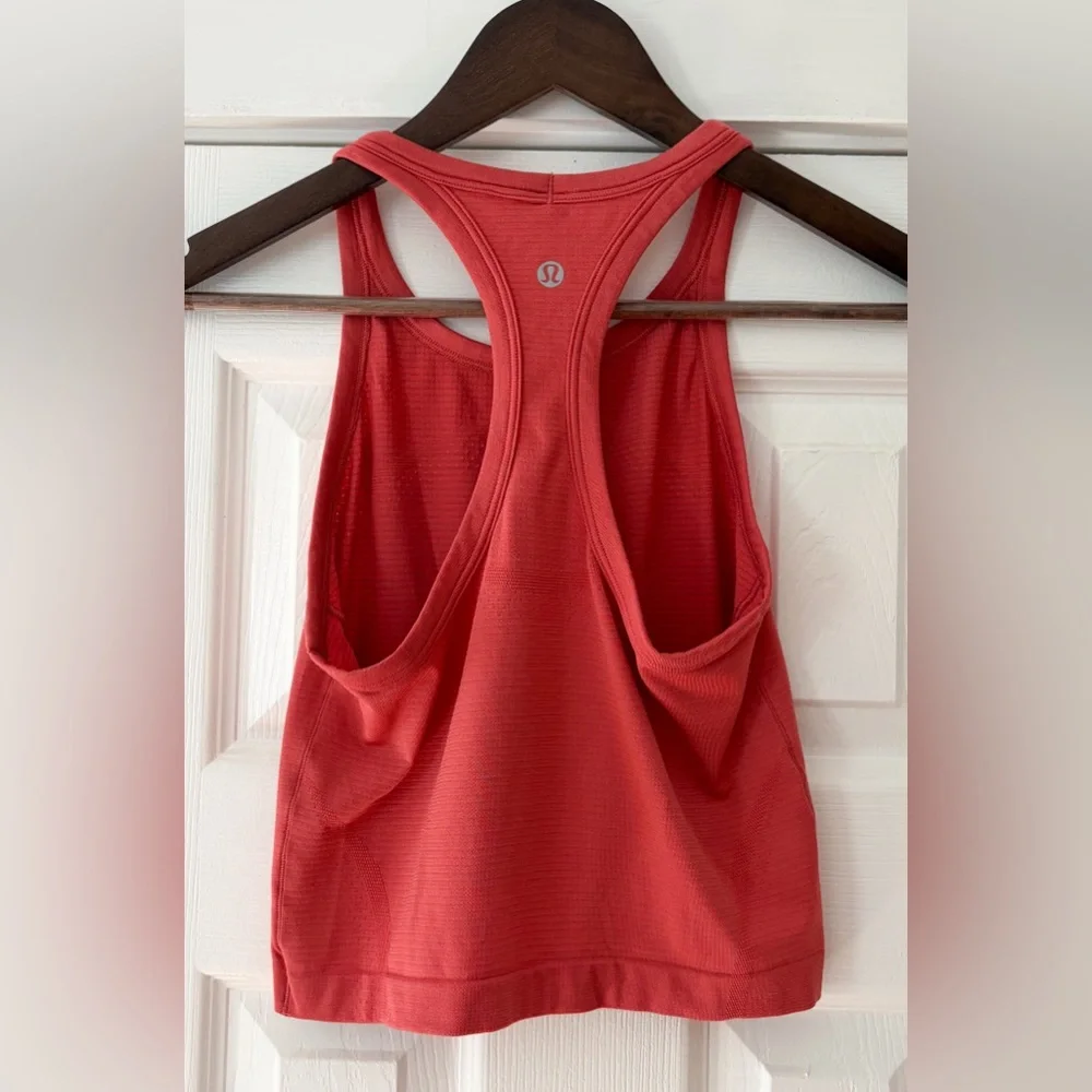 lululemon athletica Rust Cropped Swiftly 2.0 Tank Top Size 6‎ EUC